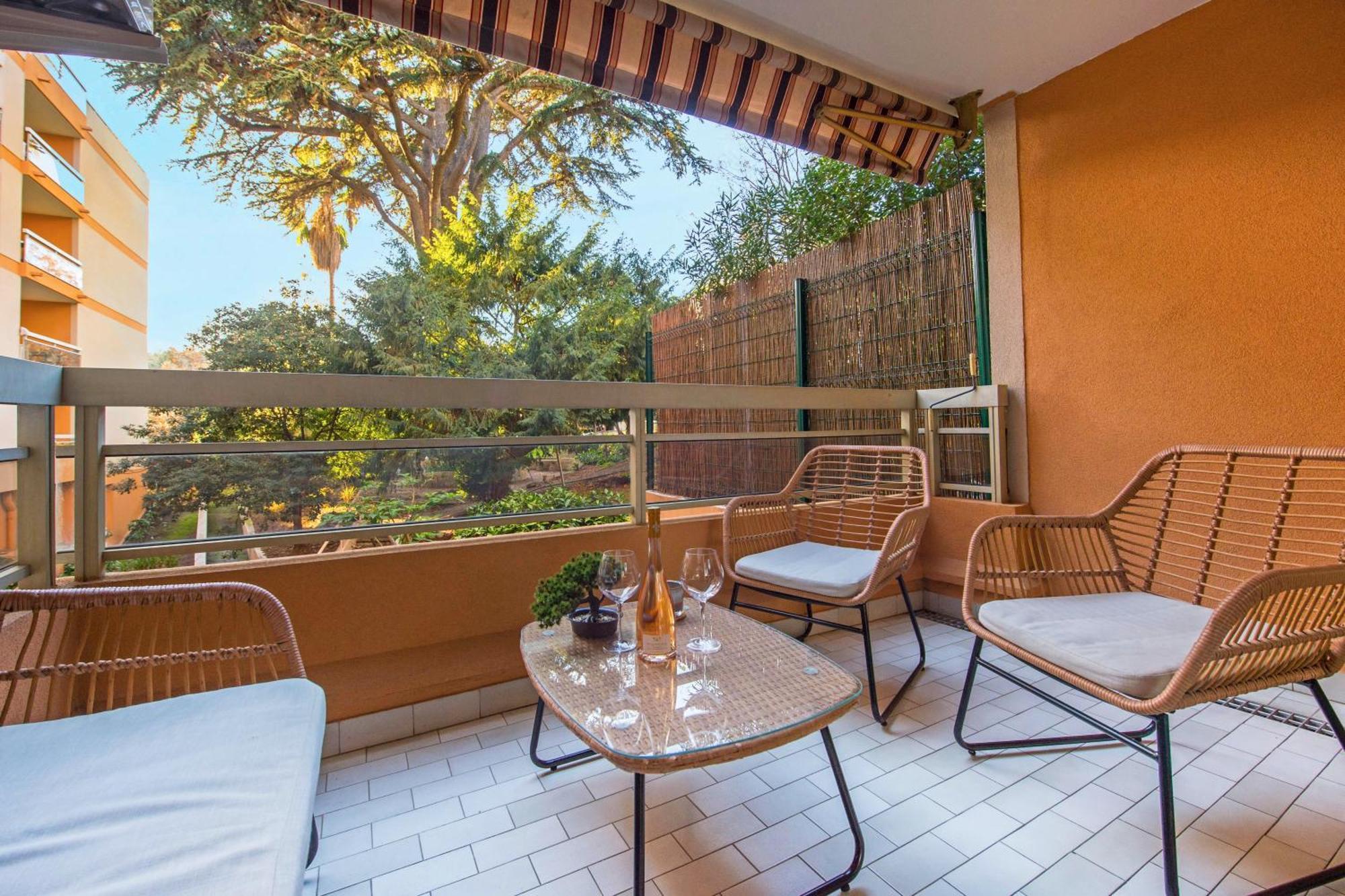 Appartement Renove - Terrasse - Parking - Bm 尼斯 外观 照片
