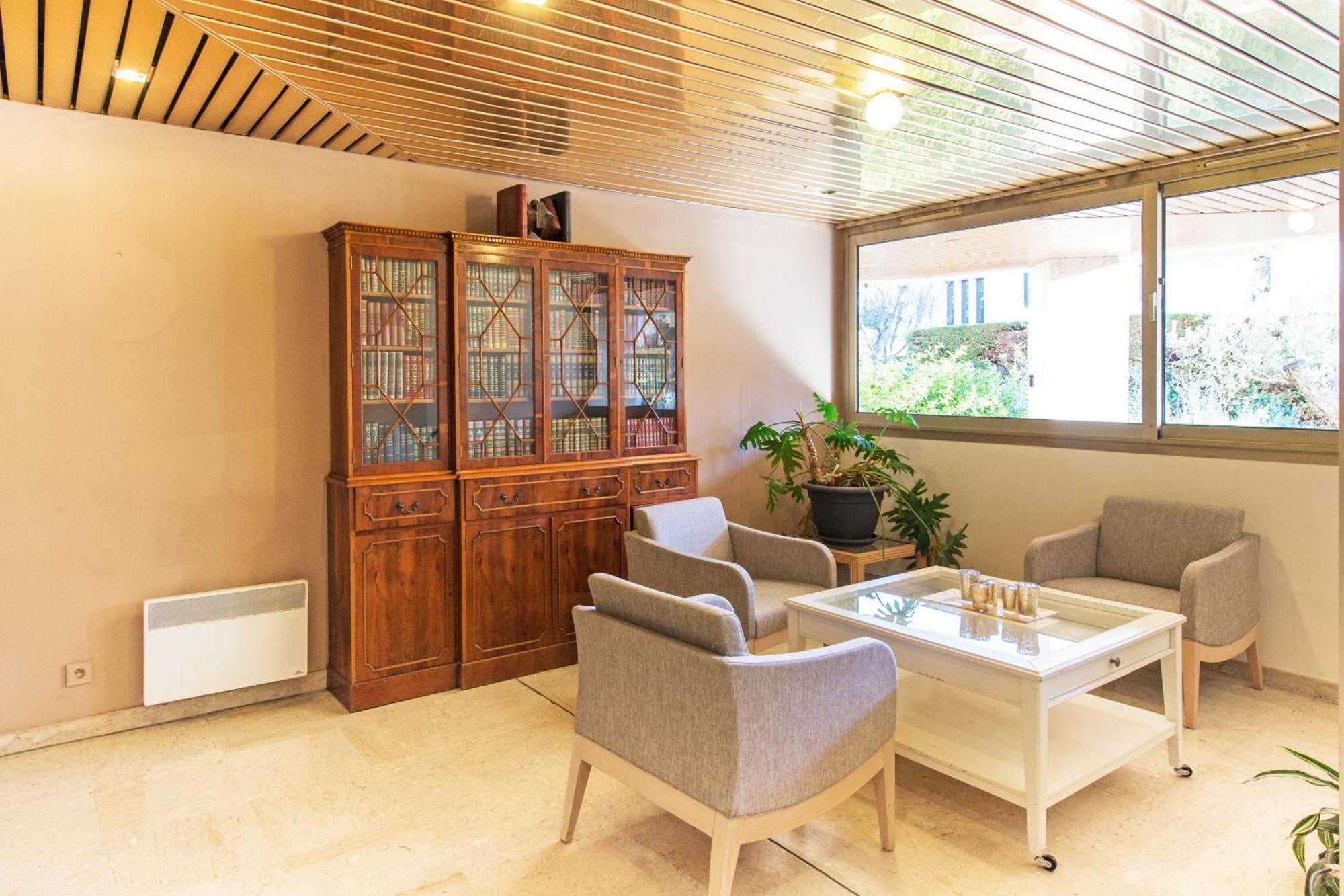 Appartement Renove - Terrasse - Parking - Bm 尼斯 外观 照片